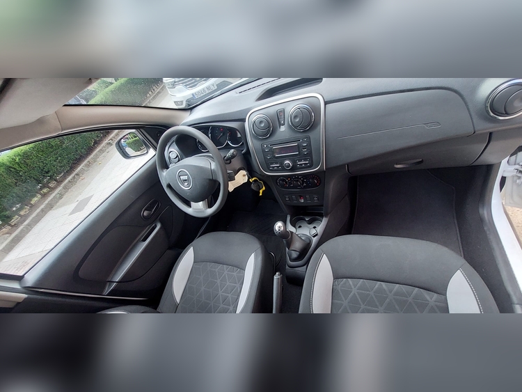 Dacia Sandero Stepway 1.5 dci 90cv foto 7